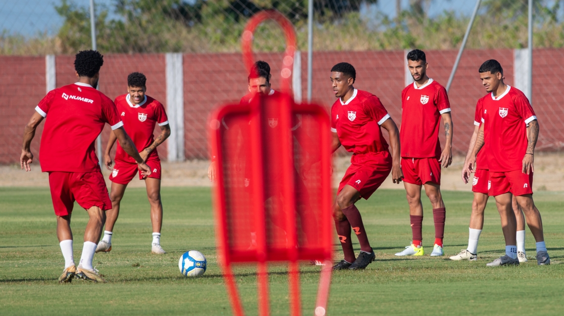 Atletas em fim de contrato não permanecem para temporada 2025