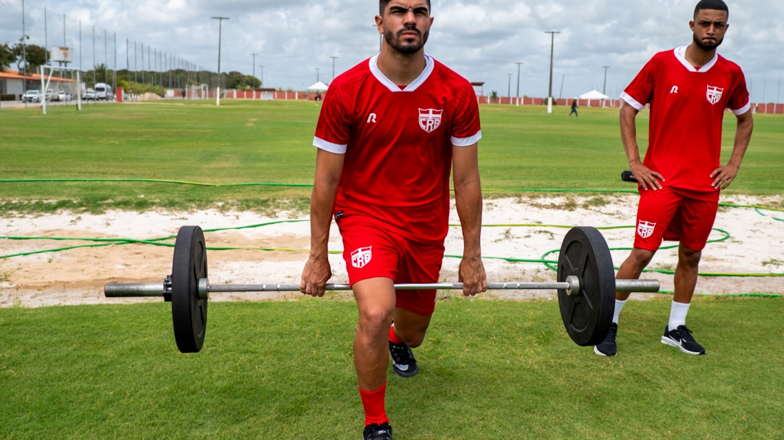 Matheus Mega é emprestado ao Athletic