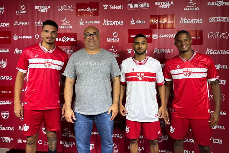 Rafinha, David e Henri são oficialmente apresentados no CT Ninho do Galo