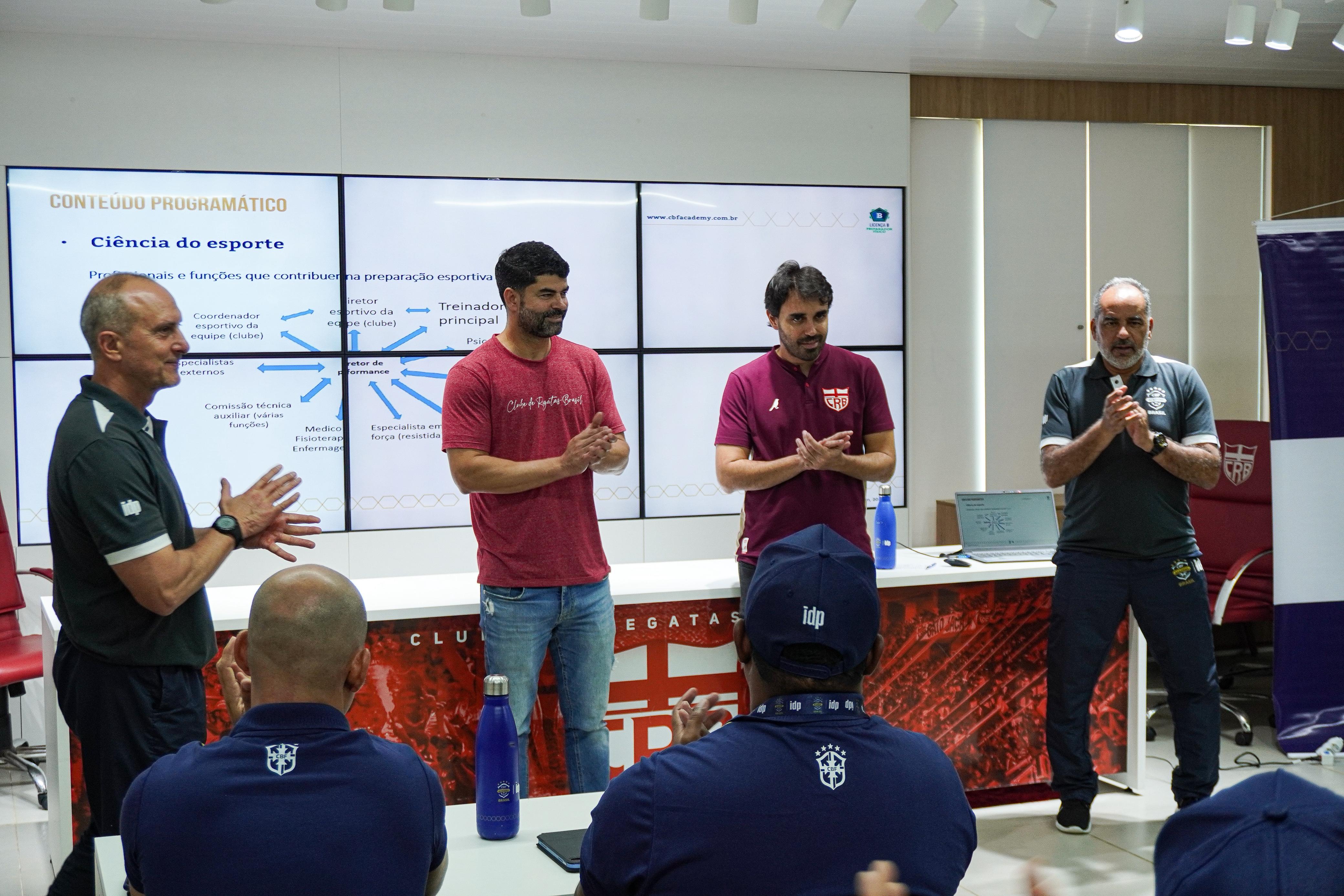 CT Ninho do Galo recebe curso da CBF Academy
