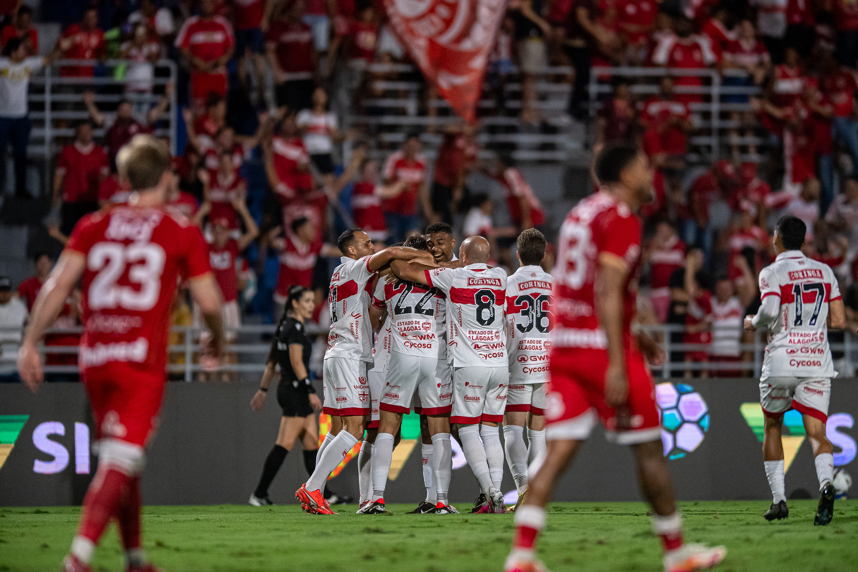 CRB derrota o Vila Nova e conquista a terceira vitória consecutiva
